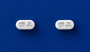 錠剤に「成分名」、「含量」を両面印字