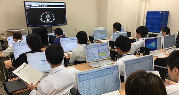 図5 AST症例検討会